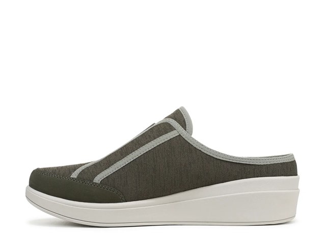 Lounge Slip-On