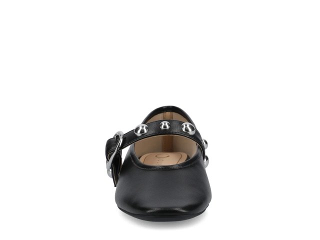 Naveah Mary Jane Flat