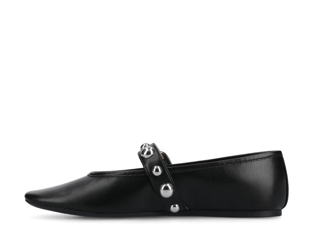 Naveah Mary Jane Flat