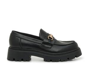 Click to shop women's loafers at DSW Designer Shoe Warehouse.
