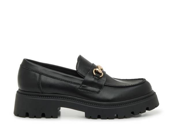 Featuring a black loafer from Steve Madden.