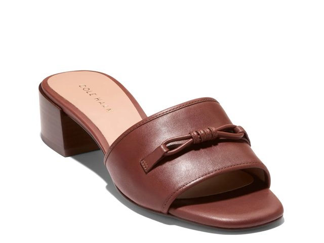 Cailyn Sandal