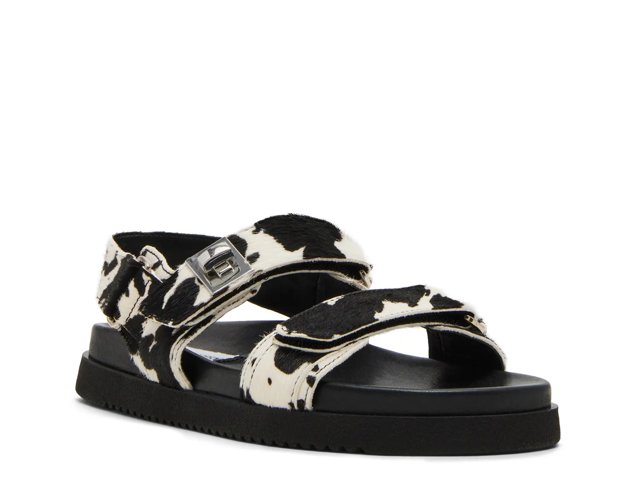 Mona Sandal