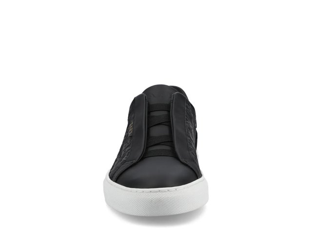 James Slip-on Sneaker