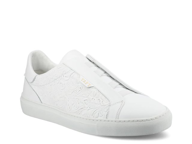 James Slip-on Sneaker