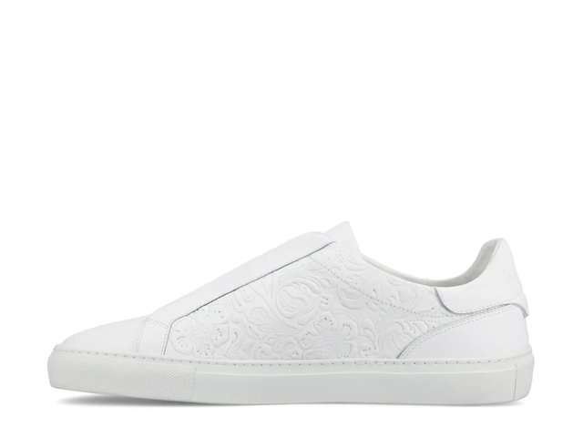 James Slip-on Sneaker