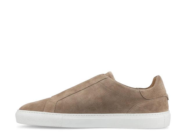 James Slip-on Sneaker