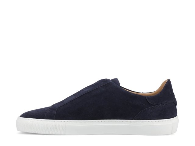 James Slip-on Sneaker