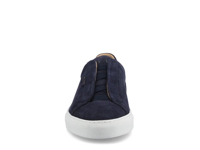 James Slip-on Sneaker