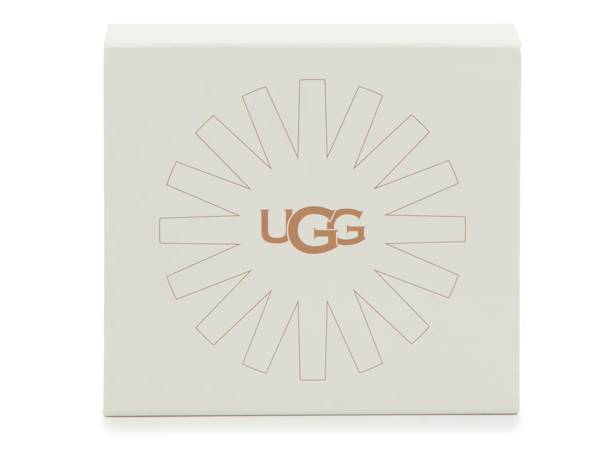 Shop Ugg Handbags and Accessories at DSW Designer Shoe Warehouse