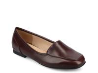 Noelia Flat Burgundy view