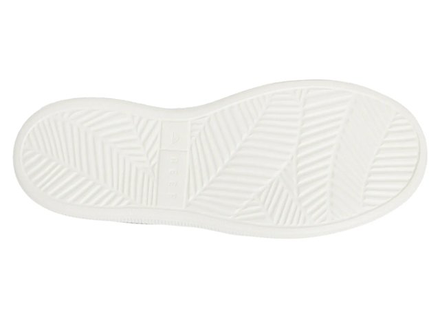 Neptune Elyse Slip-On Sneaker