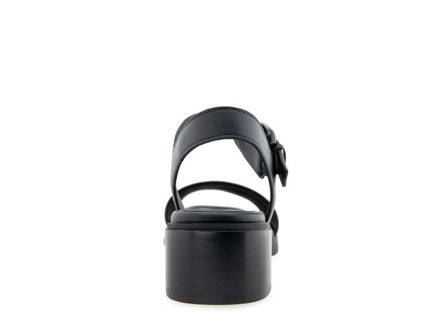Dorian Sandal