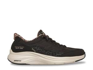 Featuring the women's Skechers Hands Free Slip-Ins Bobs Sport Squad Chaos In Color Sneaker. Click to shop women's Skechers Slip On Sneakers at DSW Designer Shoe Warehouse
