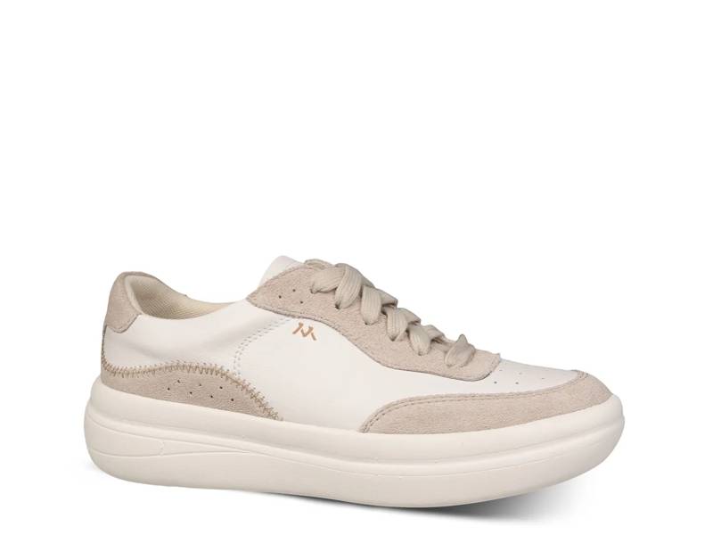 Nyla Sneaker - Women's