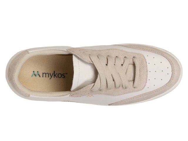 Nyla Sneaker - Women's
