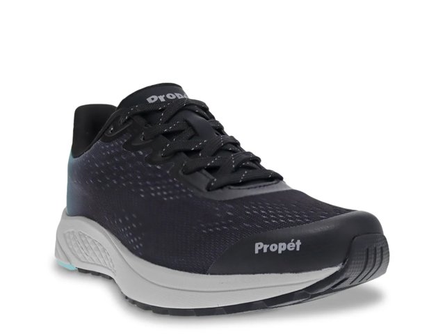 One Evolve Sneaker - Women's