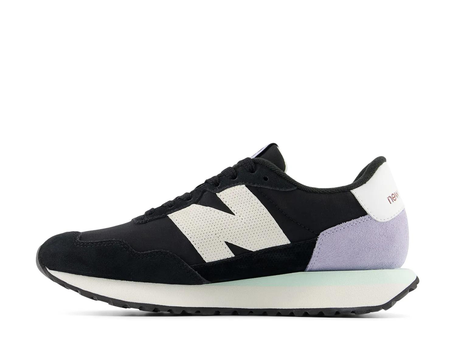 237 Sneaker - Women's