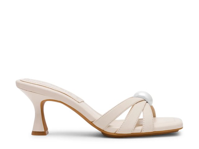 Jonelle Sandal