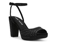 Vanna Platform Sandal Black view