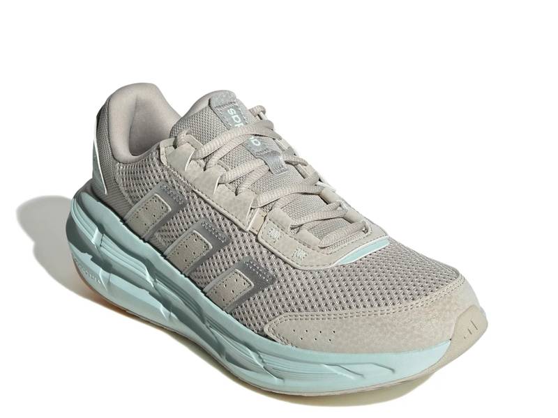 Astrastar Sneaker - Women's