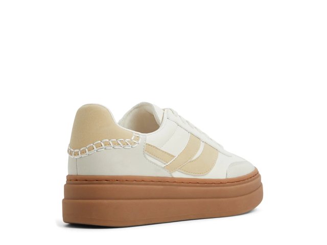 Tommie Sneaker