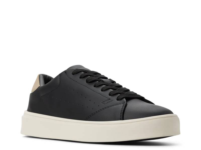 Hollander Sneaker