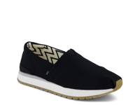 Resident Plus Sneaker - Women's Black view