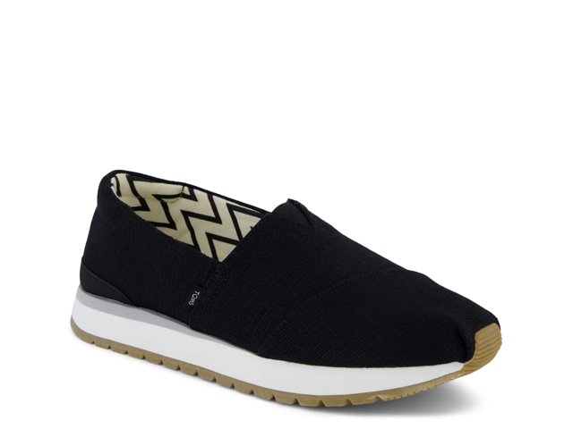 Resident Plus Sneaker - Women's