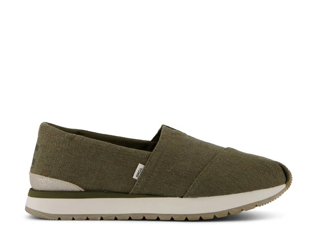 Resident Plus Sneaker - Women's