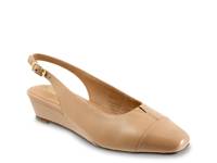 Dea Wedge Pump Beige view