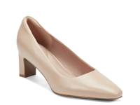 Total Motion Merida Pump Natural Beige view