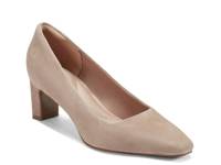 Total Motion Merida Pump Beige Suede view