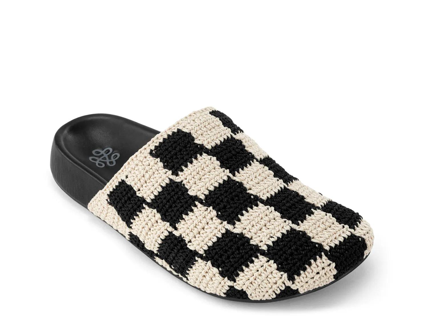 The Sak Bolinas Crochet Clog