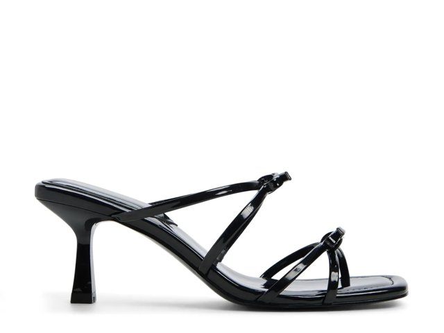 Elisabete Sandal
