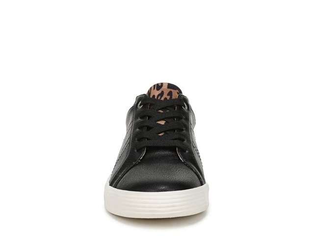 Neela Sneaker