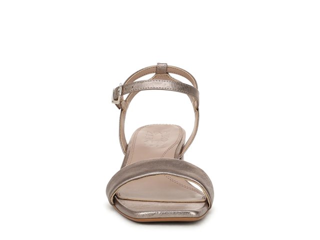 Hana Sandal