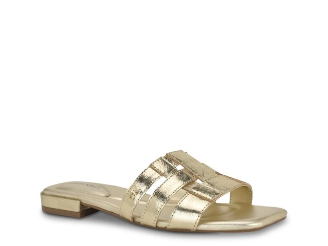 Tessie Sandal