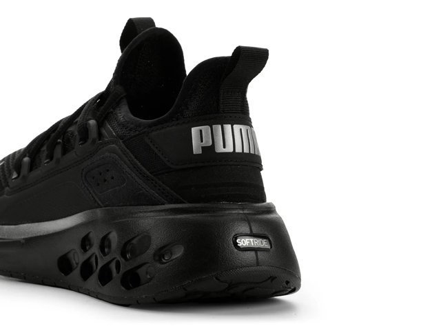 Softride Frequence Street Sneaker - Women's