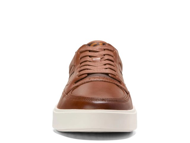 Grand Crosscourt Traveler Setshot Sneaker