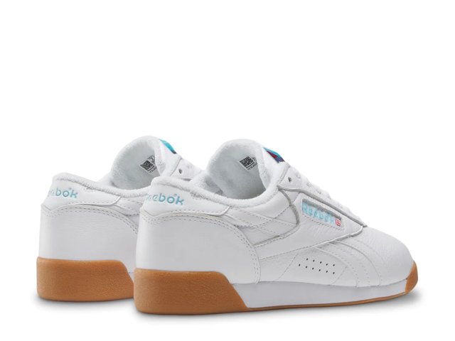 Freestyle Lo Sneaker - Women's