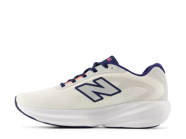 Fresh Foam 680 v9 Running Shoe - Women's