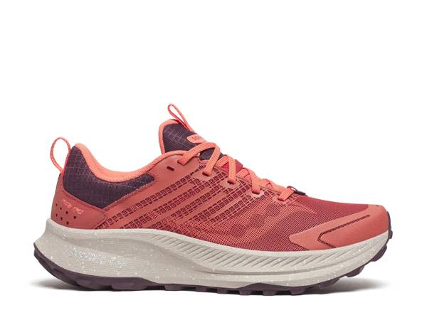 Click to shop saucony trail running shoes