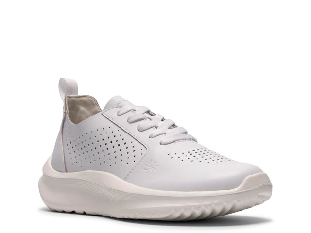Solevana Style Sneaker - Women's