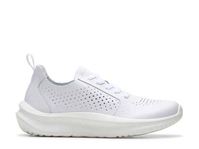 Solevana Style Sneaker - Women's