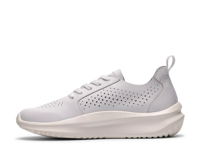 Solevana Style Sneaker - Women's