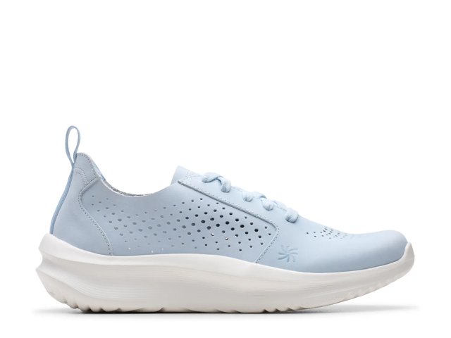 Solevana Style Sneaker - Women's