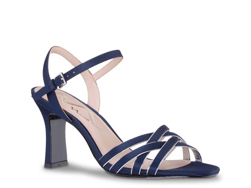 Amina Sandal