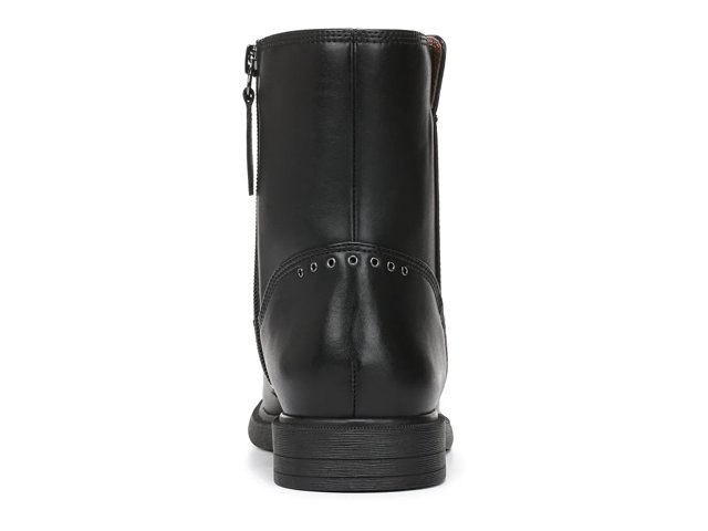 Pavla Boot