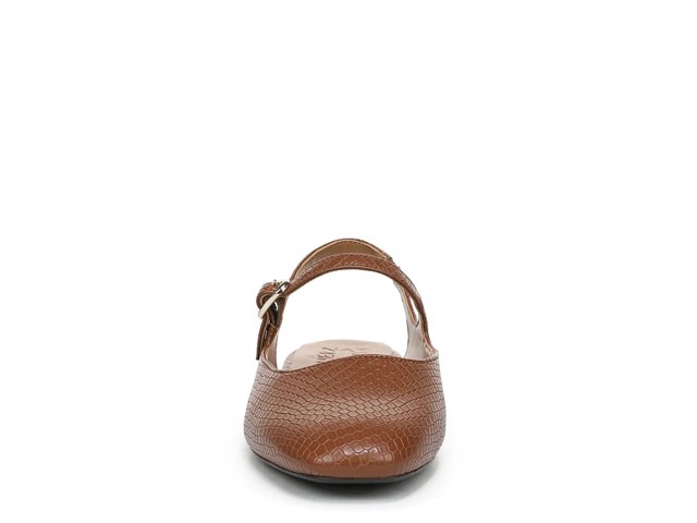 Anikka Mary Jane Flat